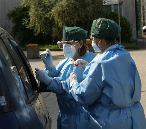 Centotrentanove Contagi Da Covid Muoiono Una Donna Di Anni E Un