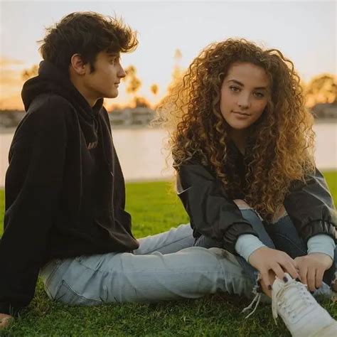 Amp Squad Did Sofie Dossi And Dom Brack Breakup Cheating Photos On