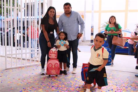 Colegio San Ignacio De Loyola Recibe A Ni As Por Primera Vez Noticias