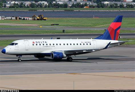 N871rw Embraer 170 100se Delta Connection Shuttle America Mark