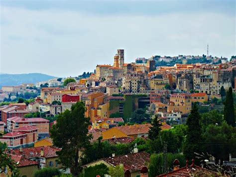 Grasse, a paradise of aromas - Part 1 - Paris Airport Transfers