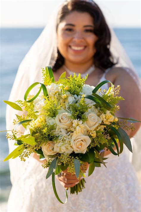 Bridal Bouquets In San Diego A Beautiful Bouquet Call Or Text 619