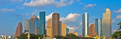 City Skyline, Calgary, Alberta, Canada Stock Image - Image of panorama, landscape: 10014991