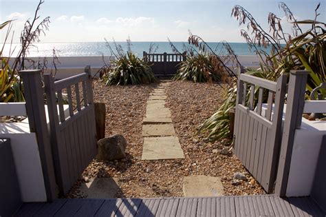 Luxury Self Catering Beach Houses In West Sussex Luxury Beach House