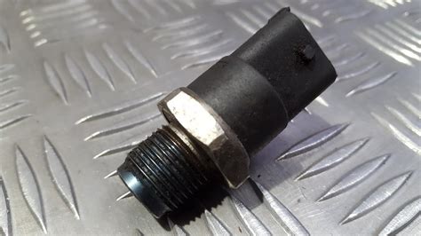 Used Fuel Rail High Pressure Sensor Renault Master L