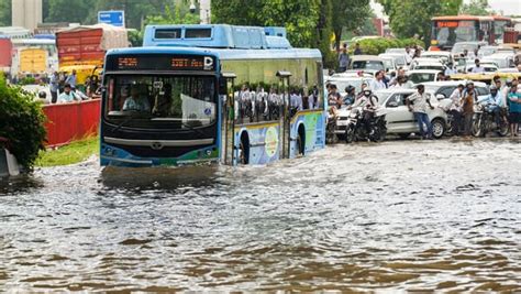 Delhi Traffic Advisory Routes To Take And Avoid Amid Water Logging Due