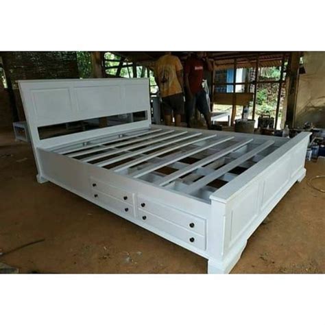 Jual Dipan Tempat Tidur Minimalis Ada Laci Ukuran X Cat Putih