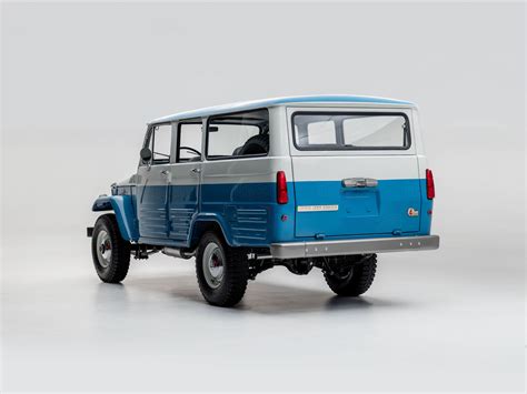 1967 FJ45LV - Sky Blue/White - FJ45-26319