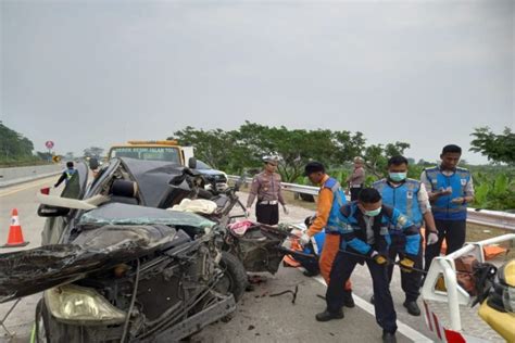 Kecelakaan Maut Di Tol Batang Semarang Tiga Orang Asal Blora Tewas