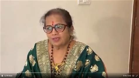 A Video Of Kishori Pednekar The Then Mayor Of Mumbai Municipal Corporation And Shiv Sena Leader