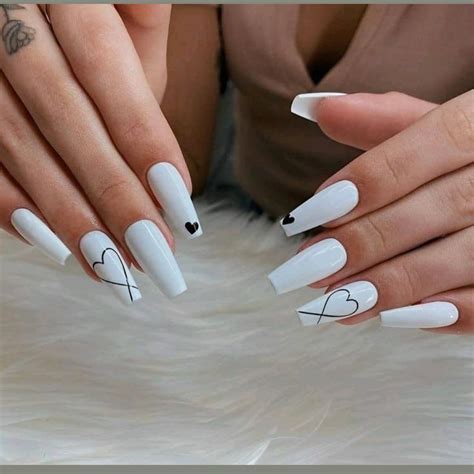 Unha bailarina tudo sobre a nail art queridinha das famosas aposte já