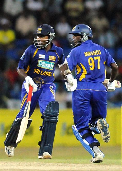 Mahela Jayawardene And Thilan Thushara Scamper Through For A Quick