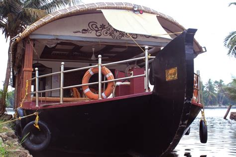 THE 10 BEST Alappuzha Houseboats, Homestay of 2024 | Tripadvisor - Book ...