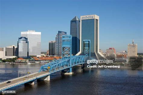 Jacksonville City Skyline Photos and Premium High Res Pictures - Getty ...