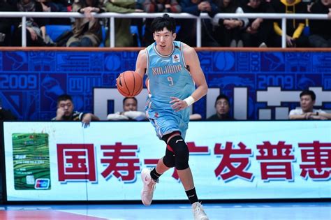 Basketball Top5 影快訊大魔王重返cba首戰！只花五分鐘就砍105 半場得分已經快追平他在nba的總得分