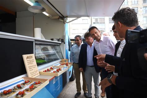 Los Foodtrucks De Galicia Sabe Amar Llevaron La Excelencia De Los