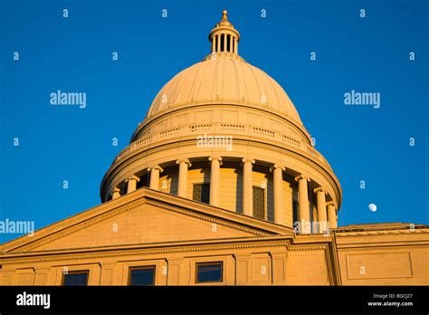 State Capitol Of Arkansas Stock Photo Alamy