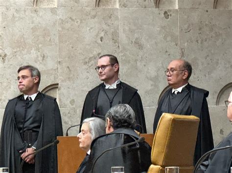 Zanin Toma Posse Como Novo Ministro Do Supremo Tribunal Federal