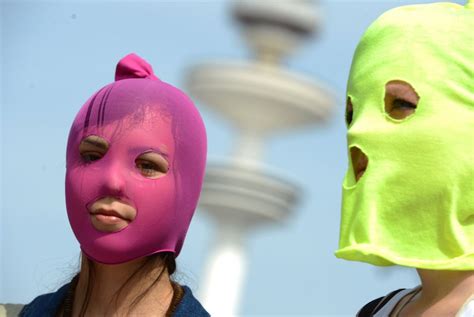 Photos Of Protests In Solidarity With Pussy Riot DER SPIEGEL