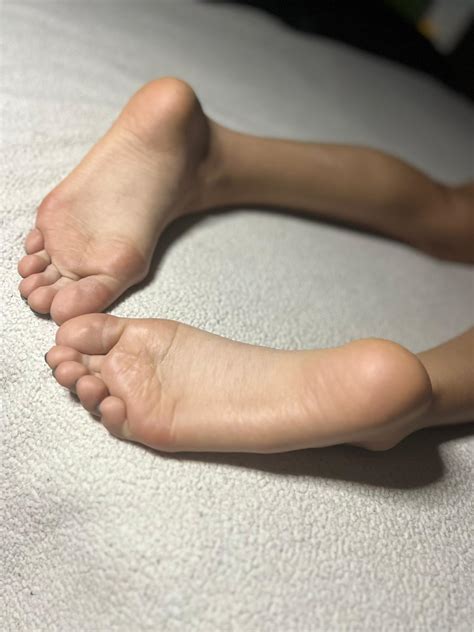 Let S Lick Them Together Adoration Des Pieds Porno Hot Sex Photos