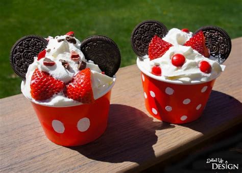 Mickey Ice Cream Treats Two Ways Moms And Munchkins