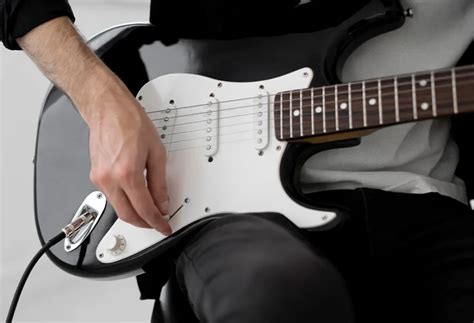 How To Tune An Electric Guitar Essential Steps Chang