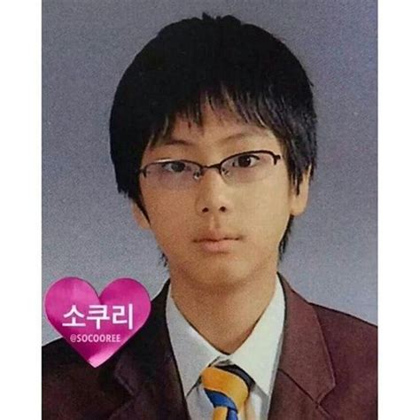 Día 4 : Jin pre-debut | ARMY's Amino Amino