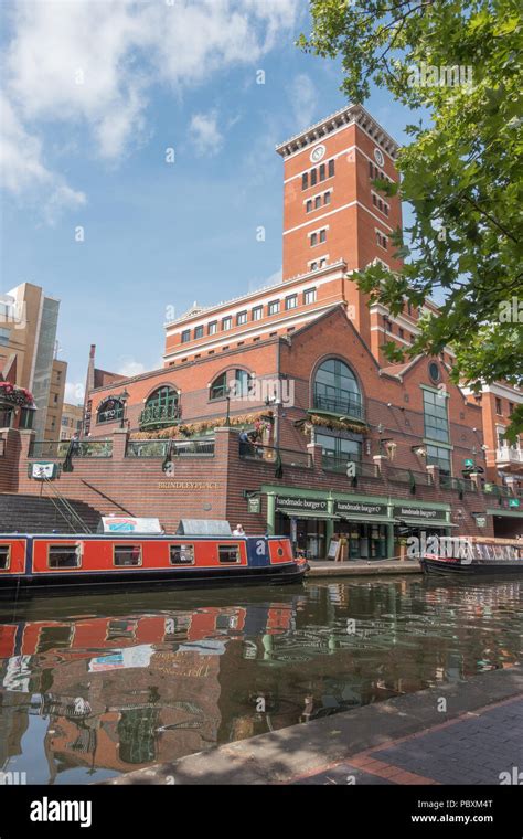 Canal Boats Along The Beautiful And Picturesque Birmingham Canals In