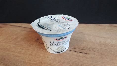 Jogurt Naturalny Skyr Pi Tnica