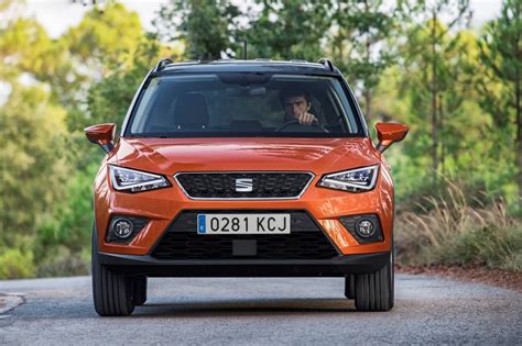 SEAT Arona 2020 Practicality Boot Space Dimensions Parkers