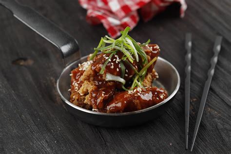 Yangnyeom Chicken Korean Fried Chicken 7191558 Stock Photo At Vecteezy