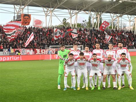 Sold Out La Primul Meci Al Lui Dinamo De La Promovare Unde Se Joac