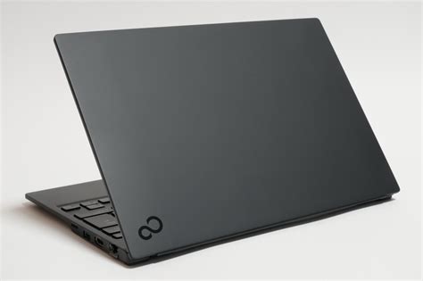 14型なのに世界最軽量689gボディーの最新モバイルノート LIFEBOOK WU X H1実機レビューInfoseekニュース