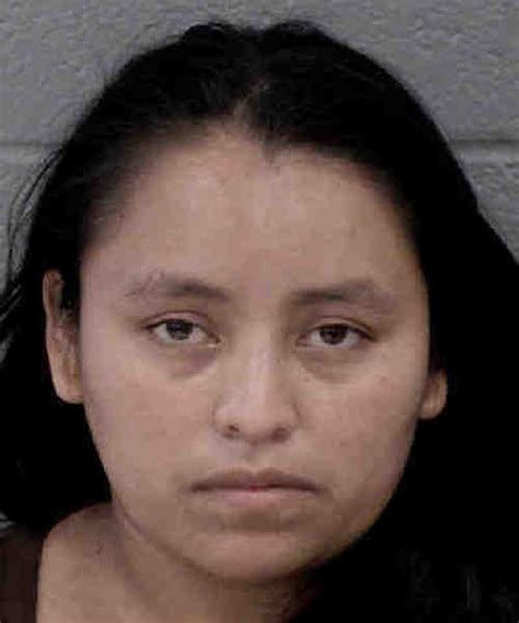 VELAZQUEZ VANESSA 01 13 2021 Mecklenburg County Mugshots Zone