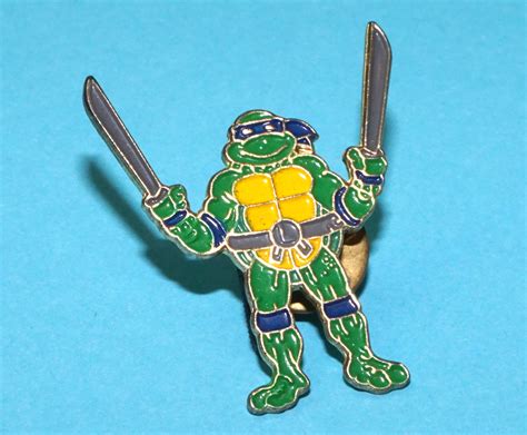 Tmnt Teenage Mutant Ninja Turtles Vintage Enamel Lapel Pin Ace