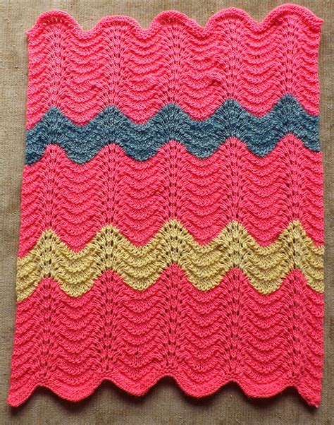 ClaireSanders.net: Pink Knit Baby Blanket