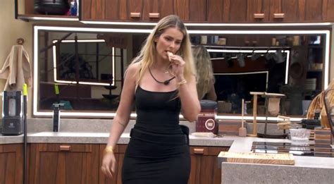 NÃO CONSIGO PARAR DE COMER DIZ YASMIN BRUNET NO BBB 24 NO BRASIL