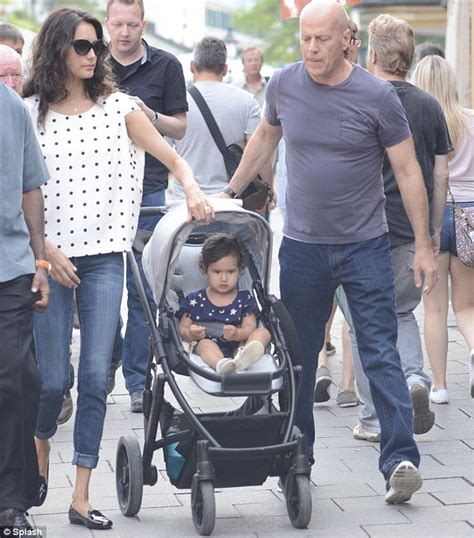 Alisa-celebkids: Bruce Willis and Emma Heming take Mabel on a stroll in ...