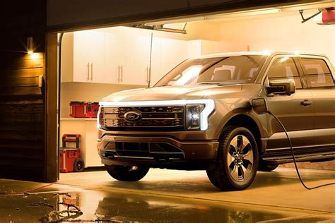 Camioneta Eléctrica Ford F 150® Lightning® 2023 Fotos Videos Interior Exterior Y Colores En