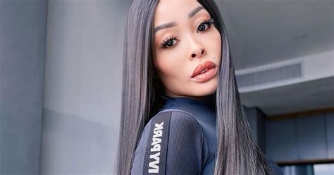 Khanyi Mbaus New Face Goes Viral