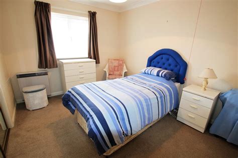 For Sale: Lincoln Court, West End, Southampton, 3 Bedroom Property from