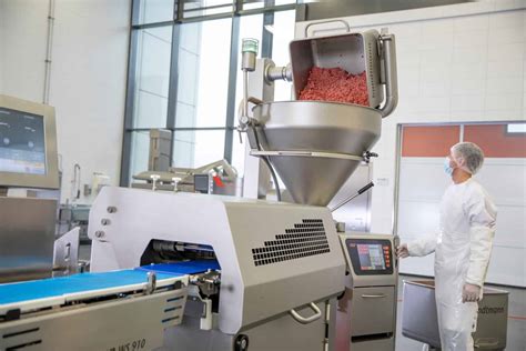 Handtmann präsentiert auf der Anuga FoodTec neueste Technologien von