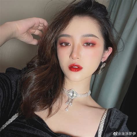 10 hot girl khuấy đảo TikTok Trung Quốc Dàn mỹ nhân xuyên không mang