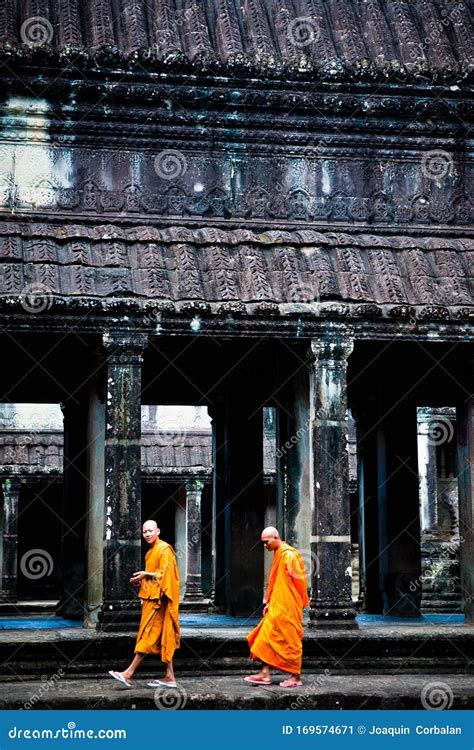 Siem Reap Cambodia September Buddhist Monks Meditating