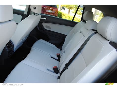 2019 Volkswagen Tiguan Se Rear Seat Photos