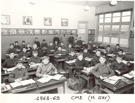 Photo De Classe Cm2 De 1969 Ecole Des Garçons Copains Davant