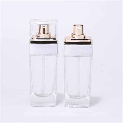 Premium Quality Clear Square Glass Bottle For Foundation Packaging Manufacturer And Supplier