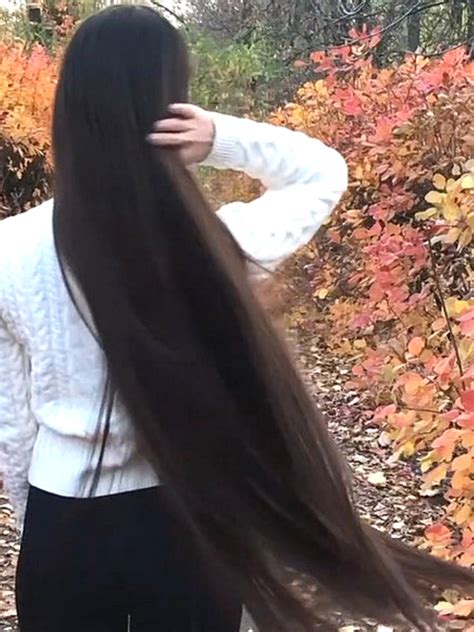 Photo Set Blonde Rapunzel S Spring Photoshoot