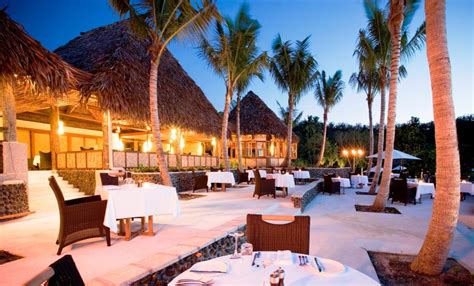 Restaurants in the Mamanuca Islands, Fiji