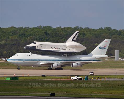 Taxi Time The Nasa Boeing 747 Sca Begins To Taxi To Runway Flickr